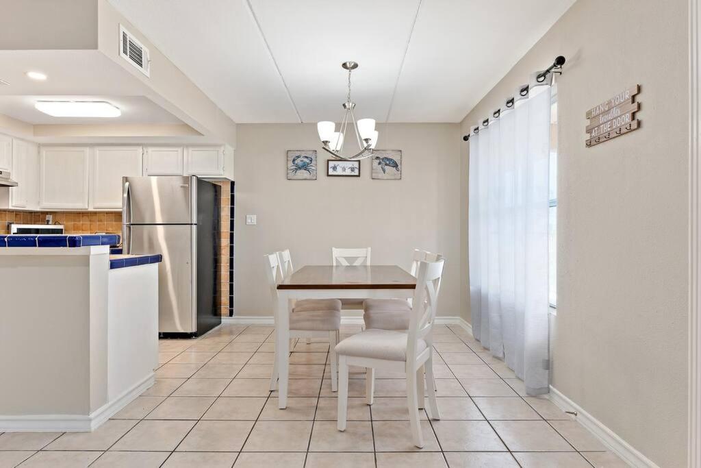 2 Bed 1 Bath Condo By Beach & Entertainment 사우스 파드레 아일랜드 외부 사진